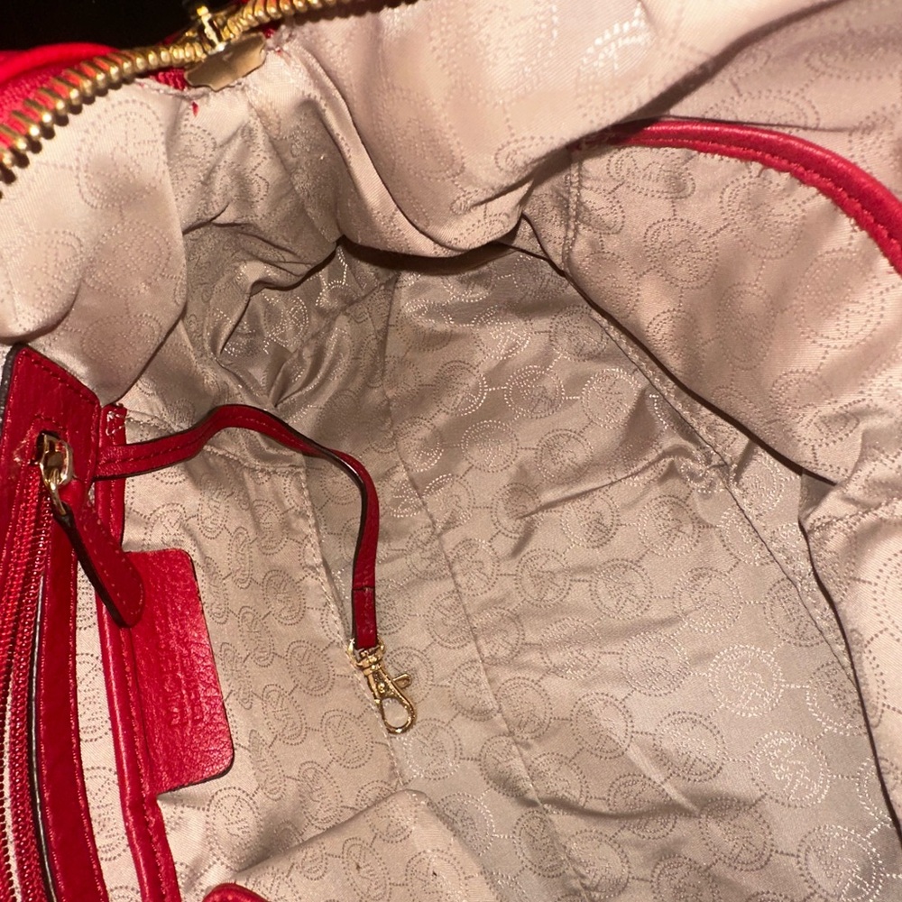 Michael Kors Bedford Pebbled Leather Red Satchel and Matching Red Wallet Set - Picture 9 of 16